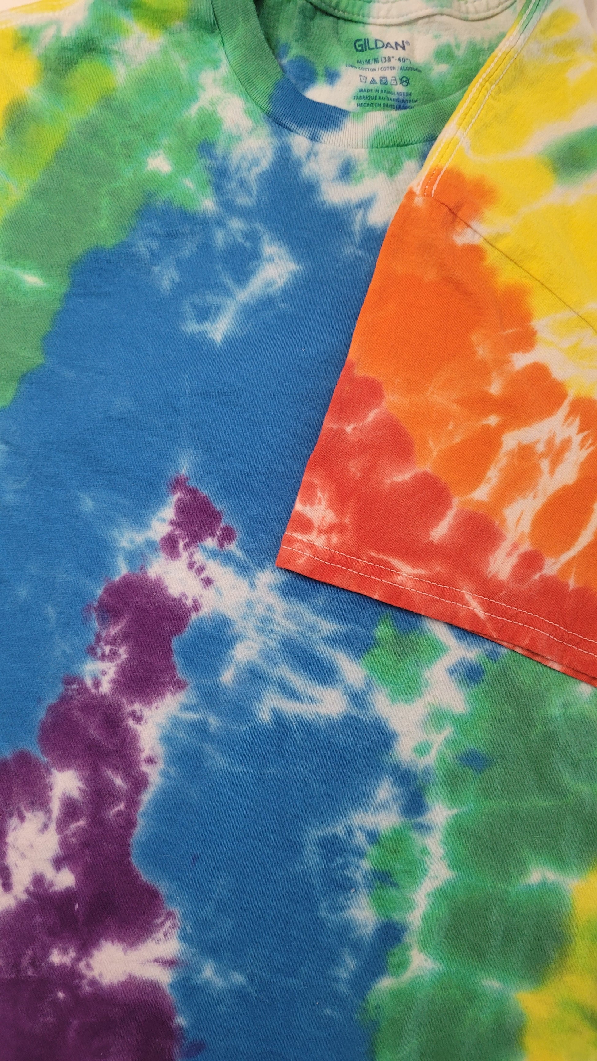 Liquid Rainbow Tie-Dye T-Shirt - Adult, Unisex, Size M - Re-Used Relics