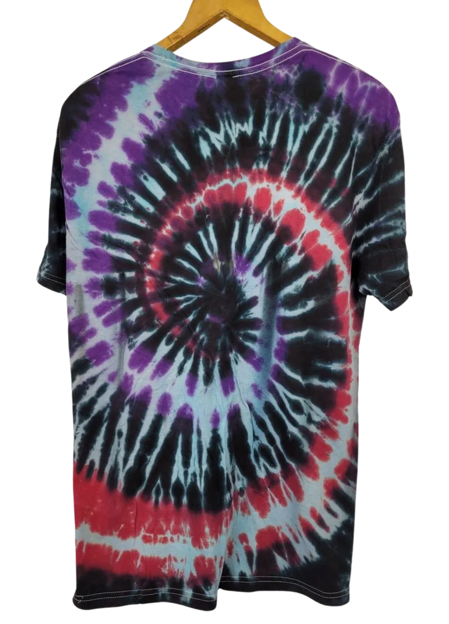Tie-dye t-shirt with a spiral pattern on a hanger