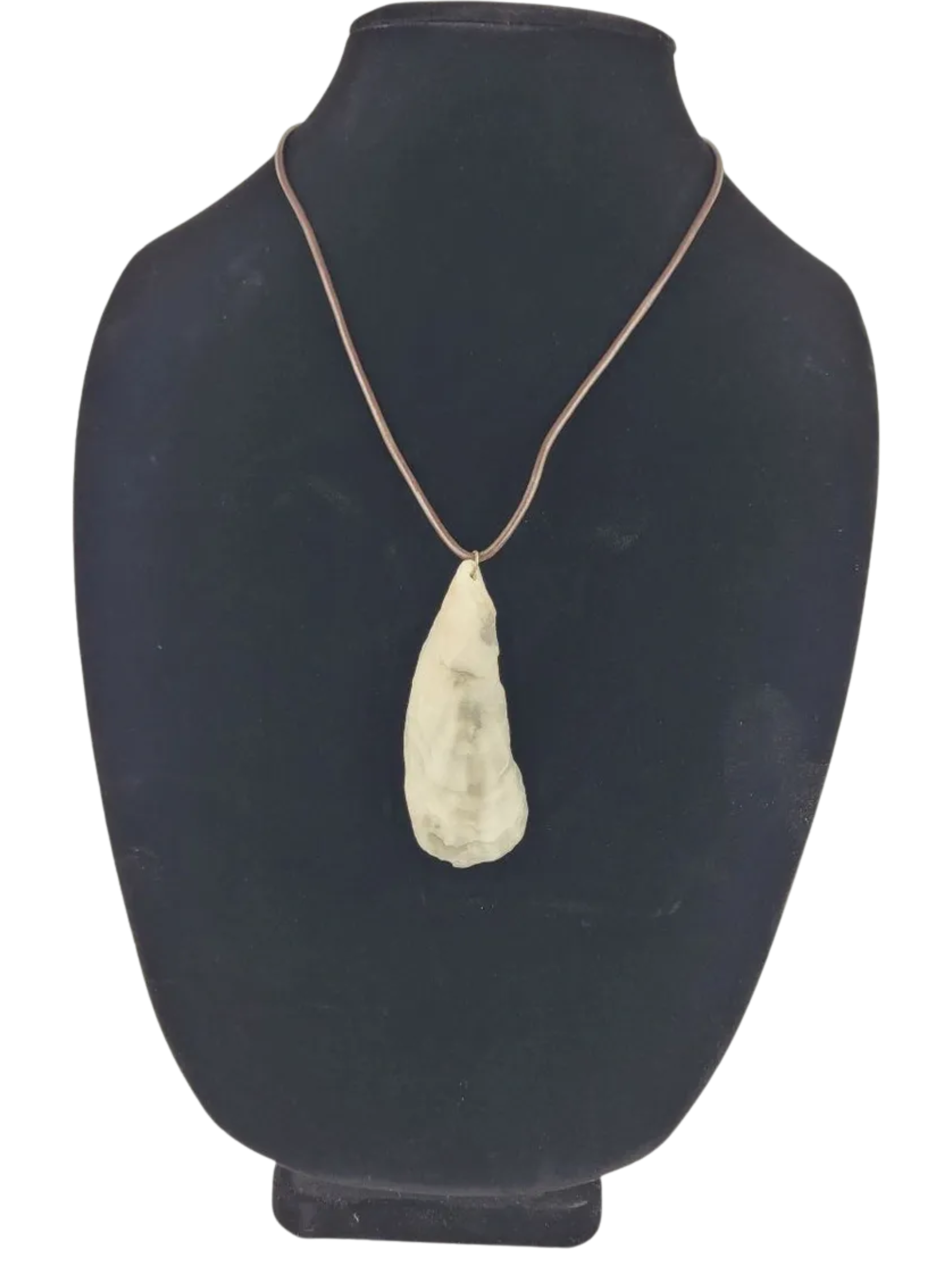 Necklace with a pendant on a black mannequin bust