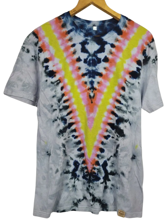 Tie-dye t-shirt with a V-pattern on a white background